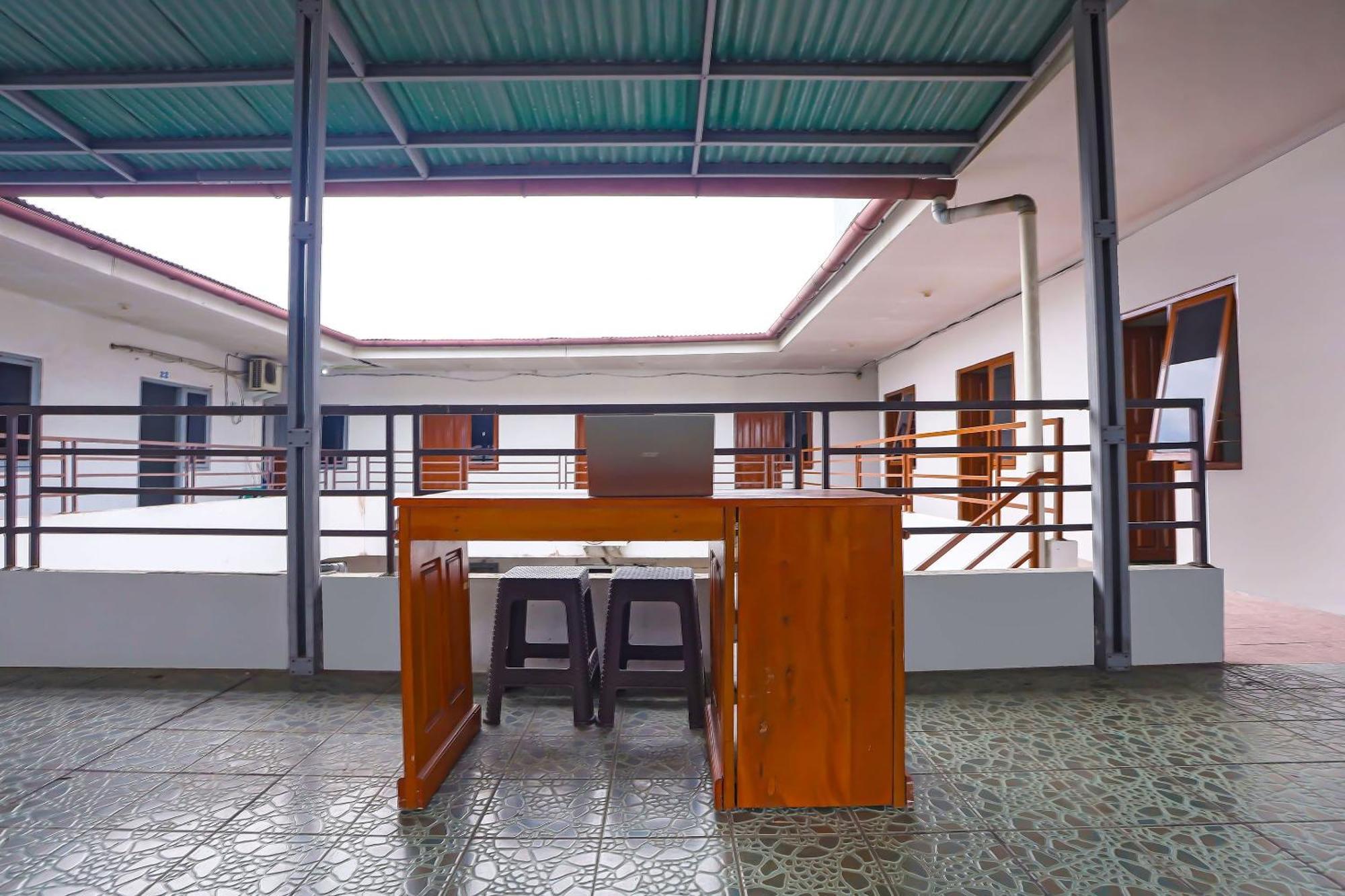 Spot On 92421 City Kost Syariah Pangkal Pinang Extérieur photo
